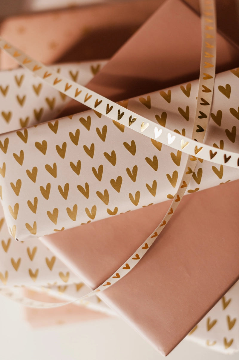 Lots of love gold