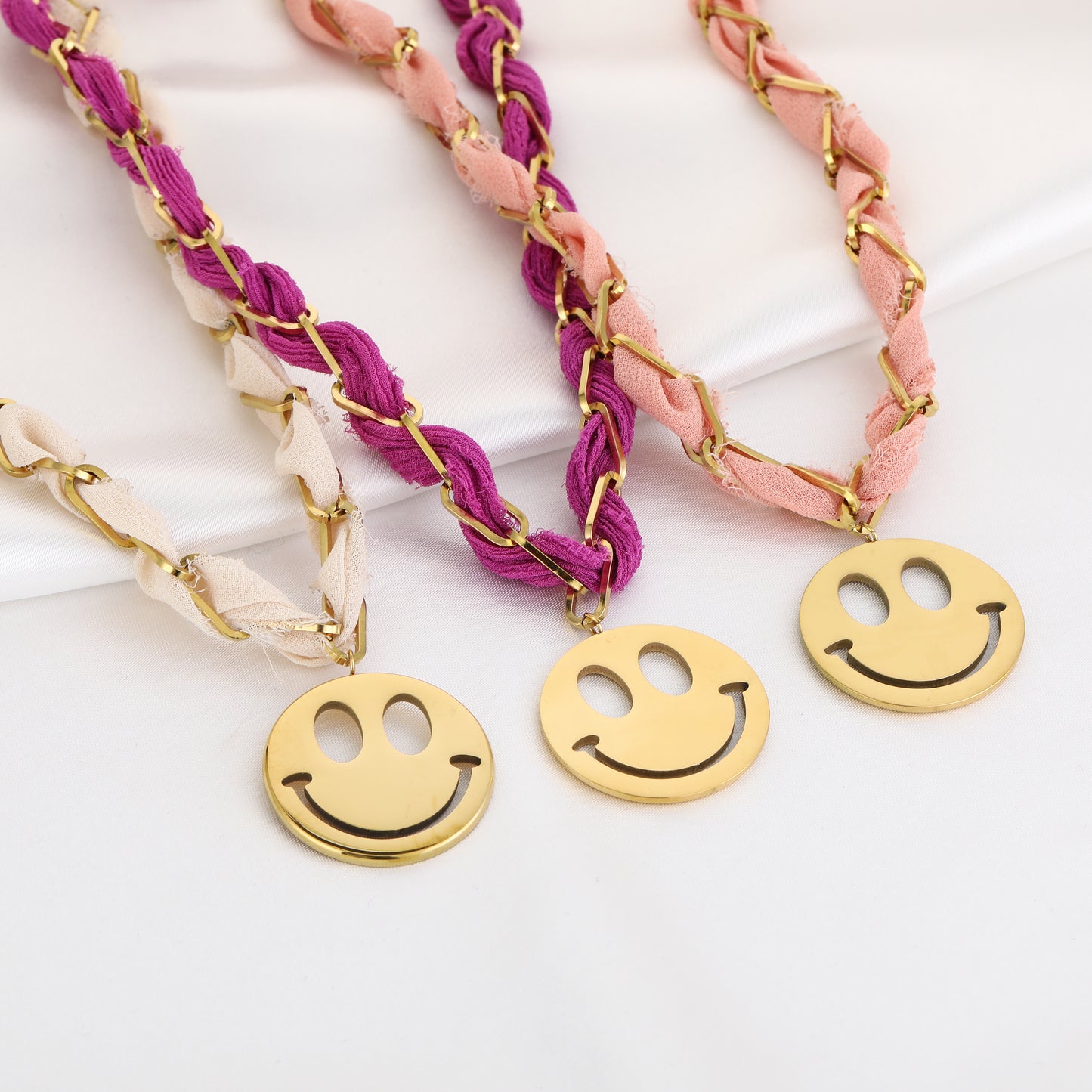 Stof/Steel ketting SMILEY, Pink