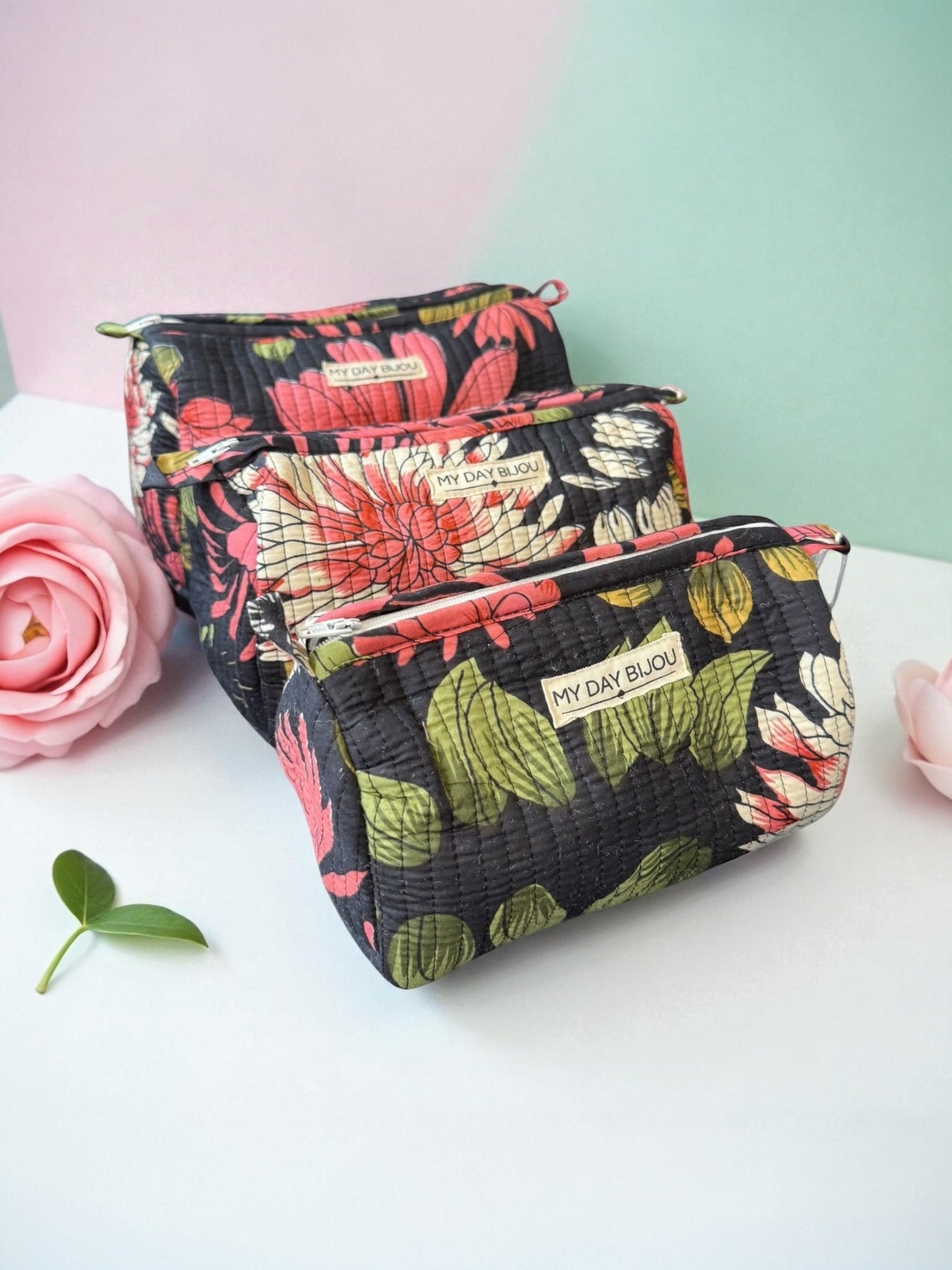 Toilettas Anissa zwart