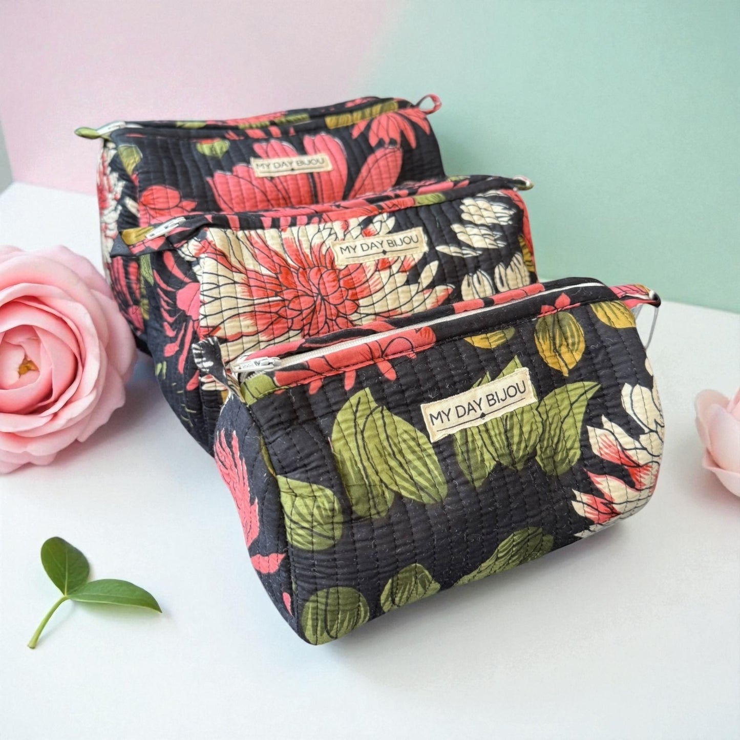 Toilettas Anissa zwart