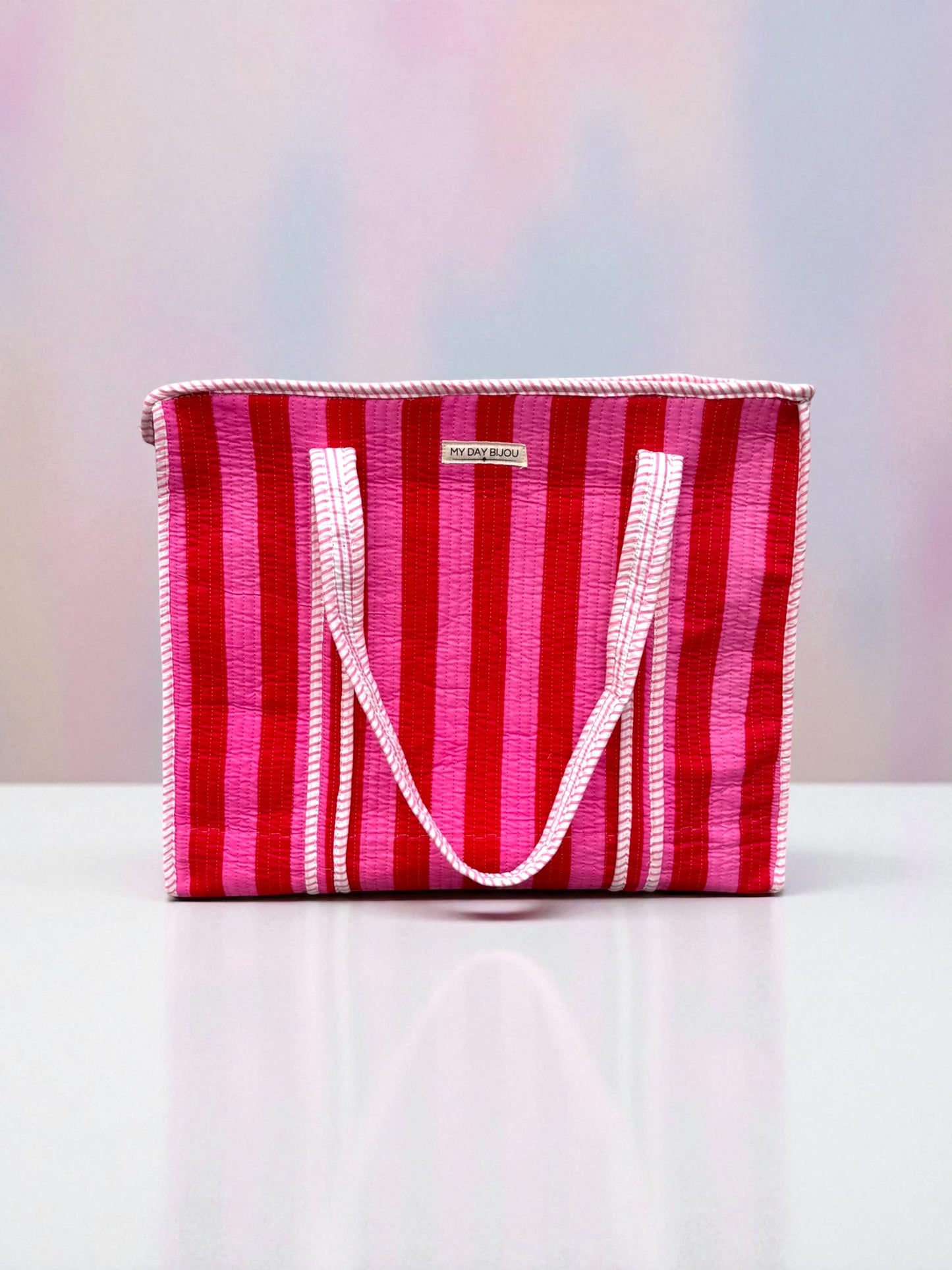 Tote with zipp Loesje red-pink